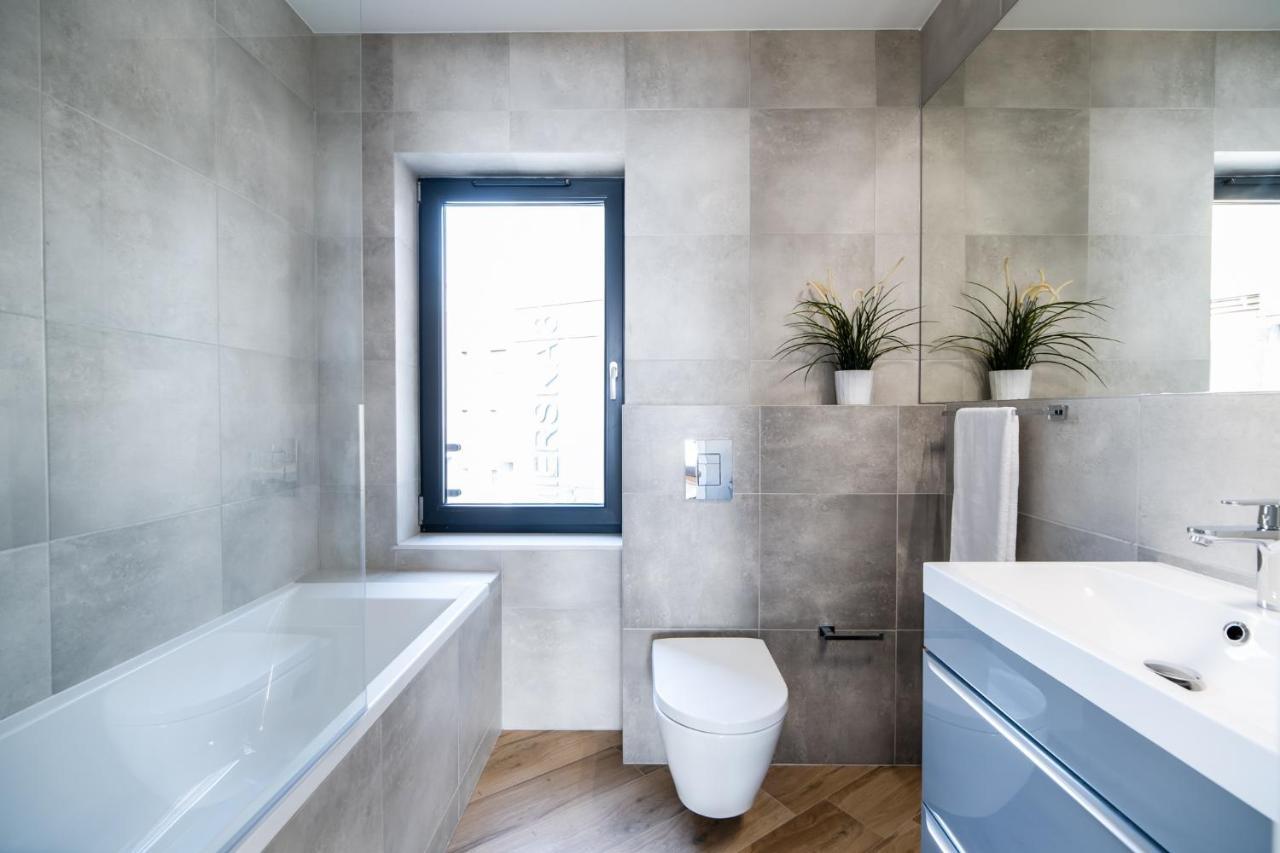 Square Apartament
